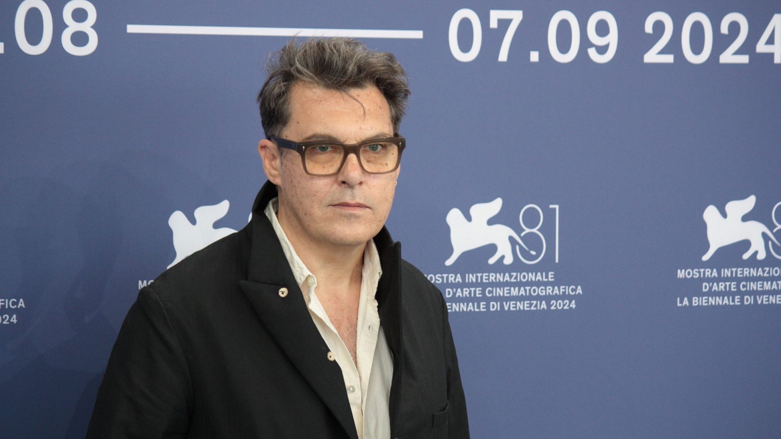 Joe Wright - M. Il figlio del secolo