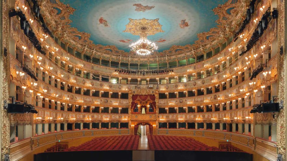 platea-Teatro-La-Fenice-170622_Bellini_Ettore